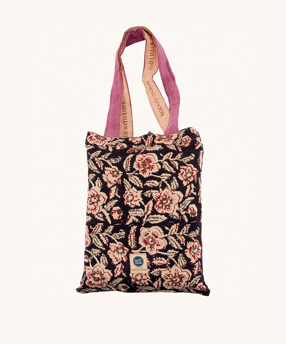 Doing Goods – Maggie Horse Single Plaid