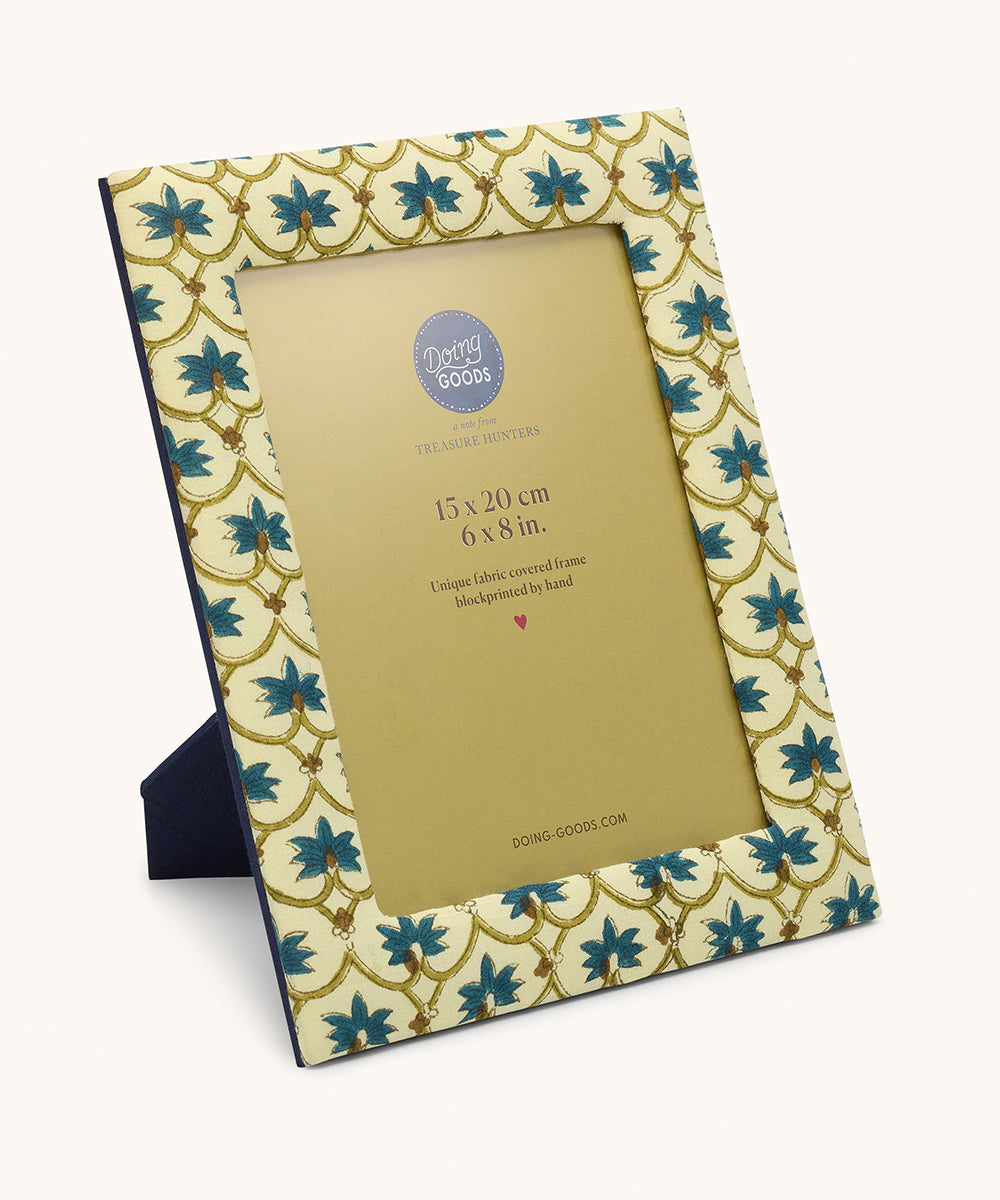 Doing Goods – Faina Bilderrahmen