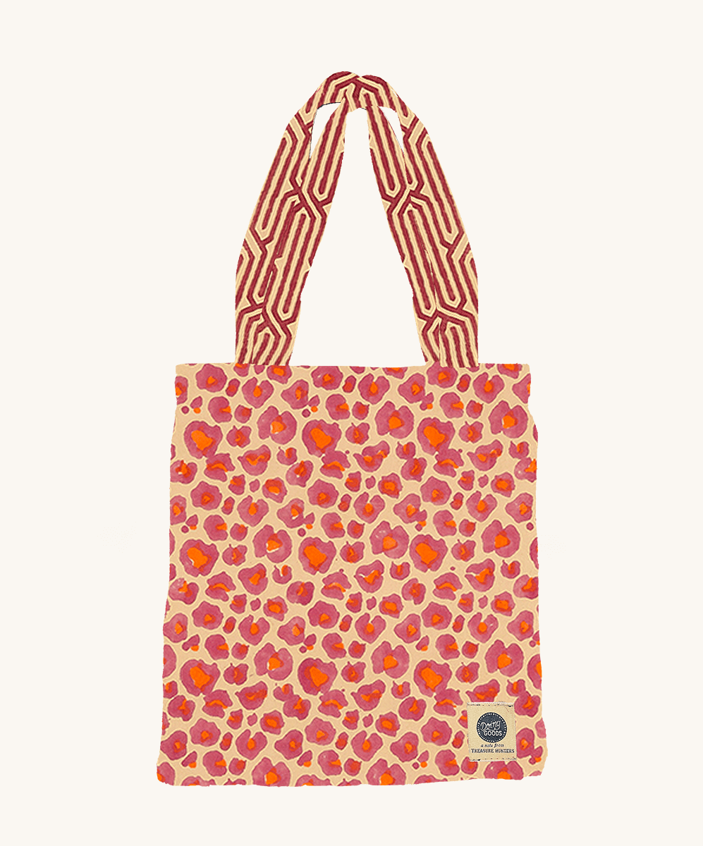 Doing Goods – Pink Leopard Single Plaid