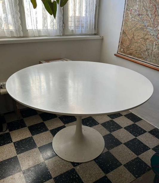 Tulip Dining Table für Arkana