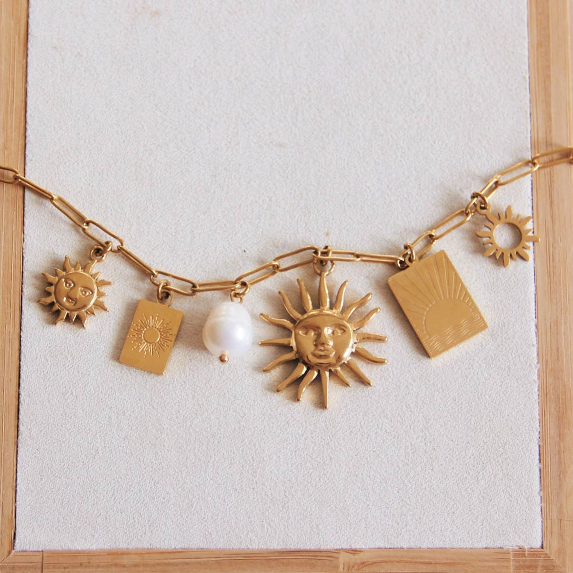 Charmkette „Follow the Sun“ — Gold