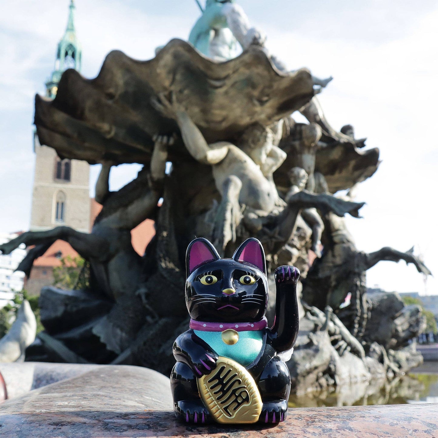 Glückskatze Maneki-neko Winkekatze Solar schwarz 10,5cm