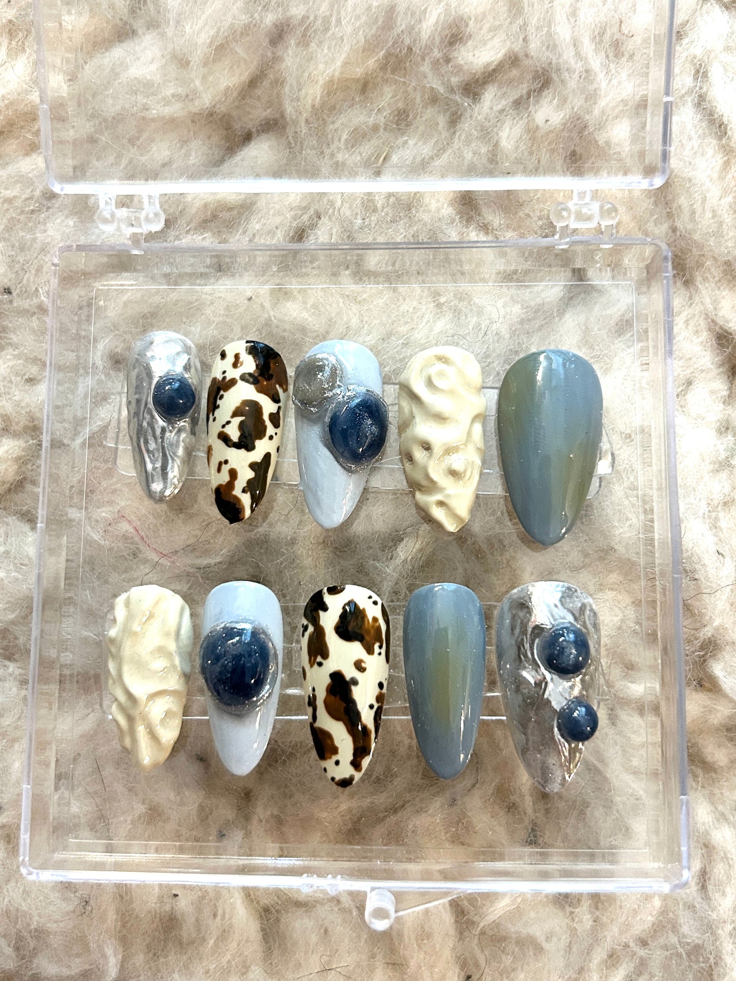 Set Press on Nails made by Ida