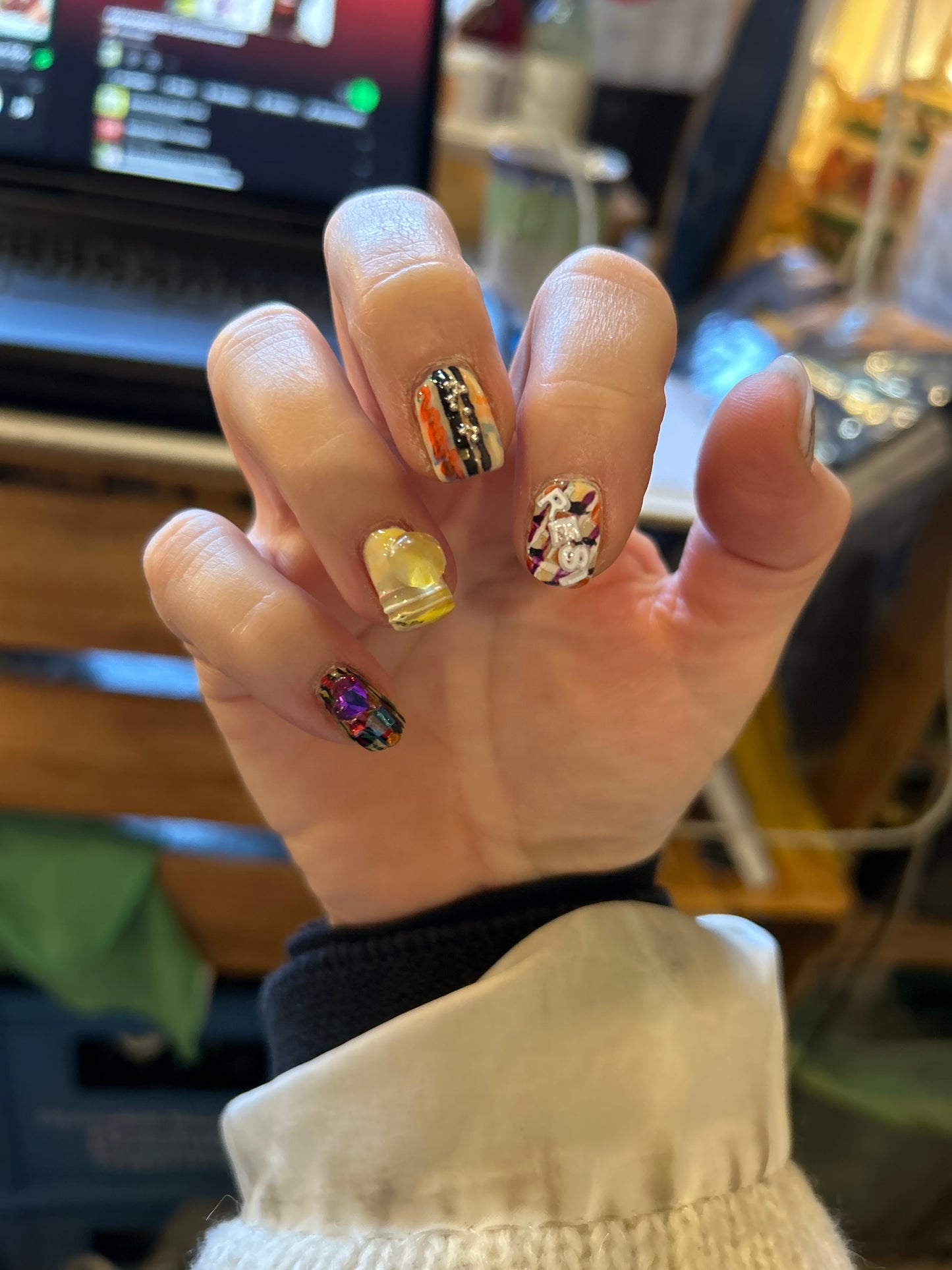 Buche deinen  Naildesign-Termin im Studio